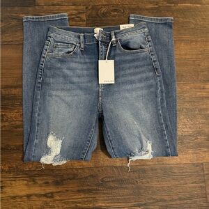 Sneak Peek Women’s High Rise Distressed Jeans Size 9
